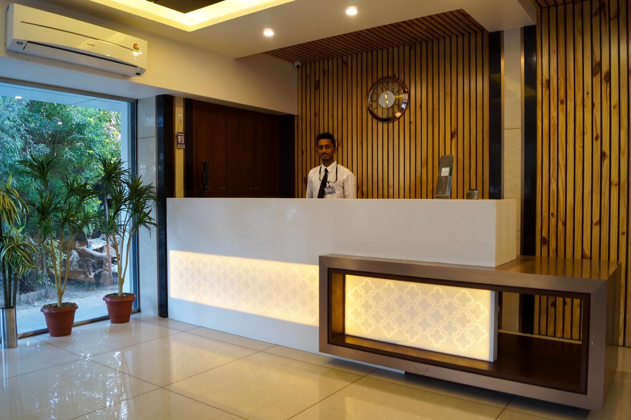 Hotel Midtown Βαντοντάρα Εξωτερικό φωτογραφία