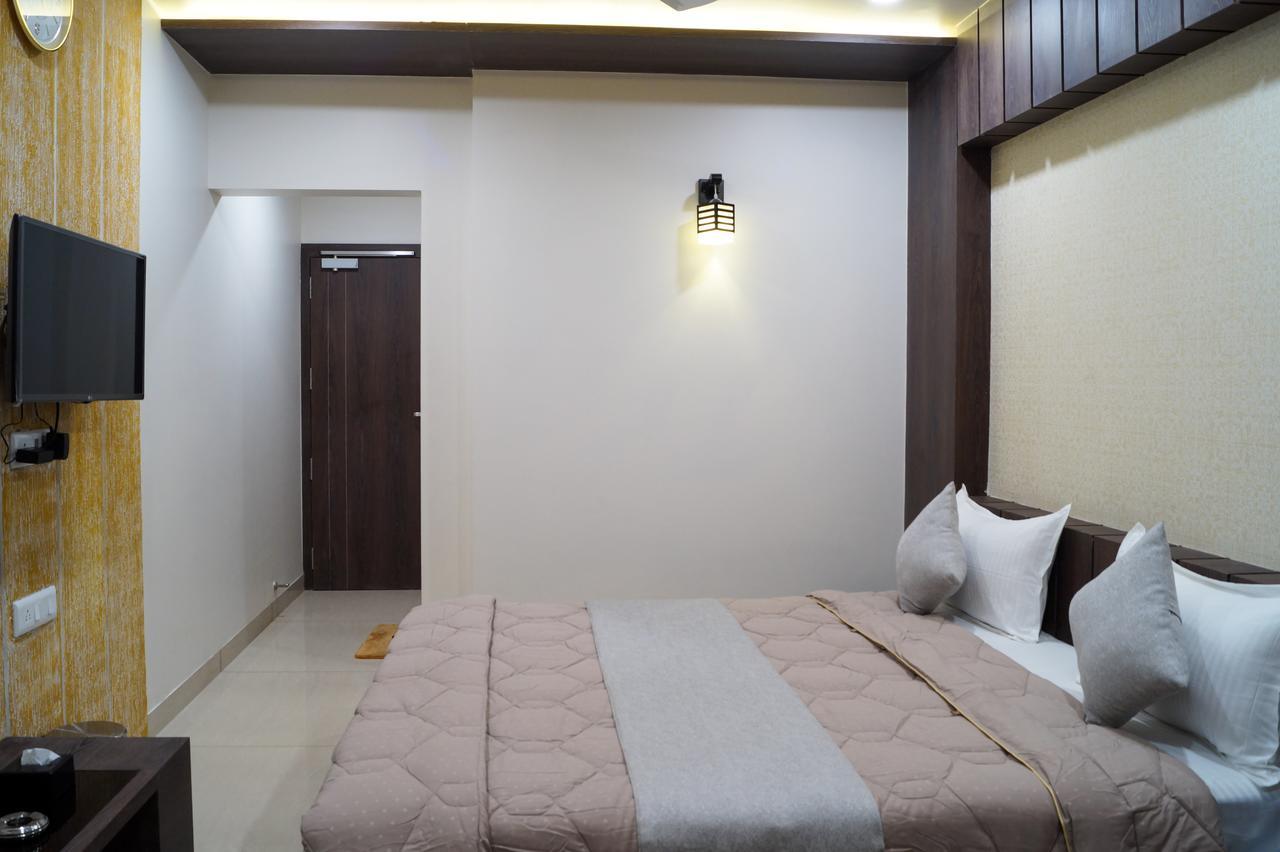 Hotel Midtown Βαντοντάρα Εξωτερικό φωτογραφία